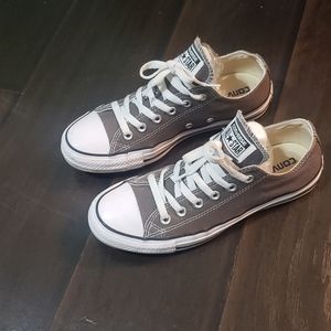 Cute Gray Chuck's😚